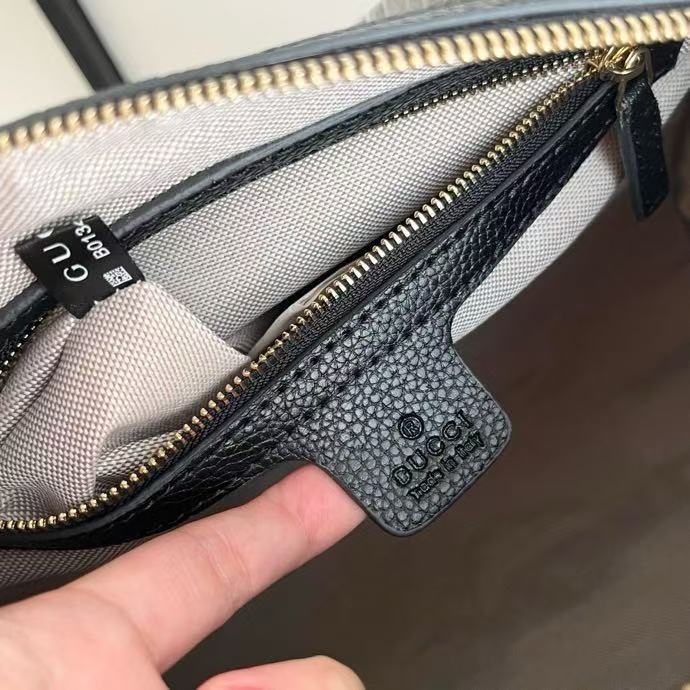 GUCCI VINTAGE BOSTON BAG 33 IN BLACK CALFSKIN