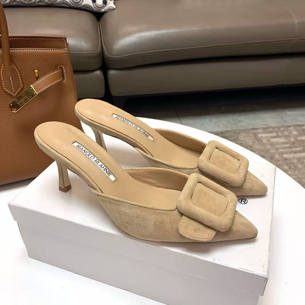 MANOLO BLAHNIK MAYSALE MULES IN BEIGE SUEDE