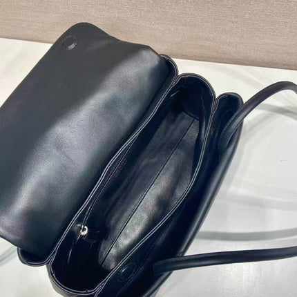 PRADA BONNIE HANDBAG 28 IN BLACK CALFSKIN