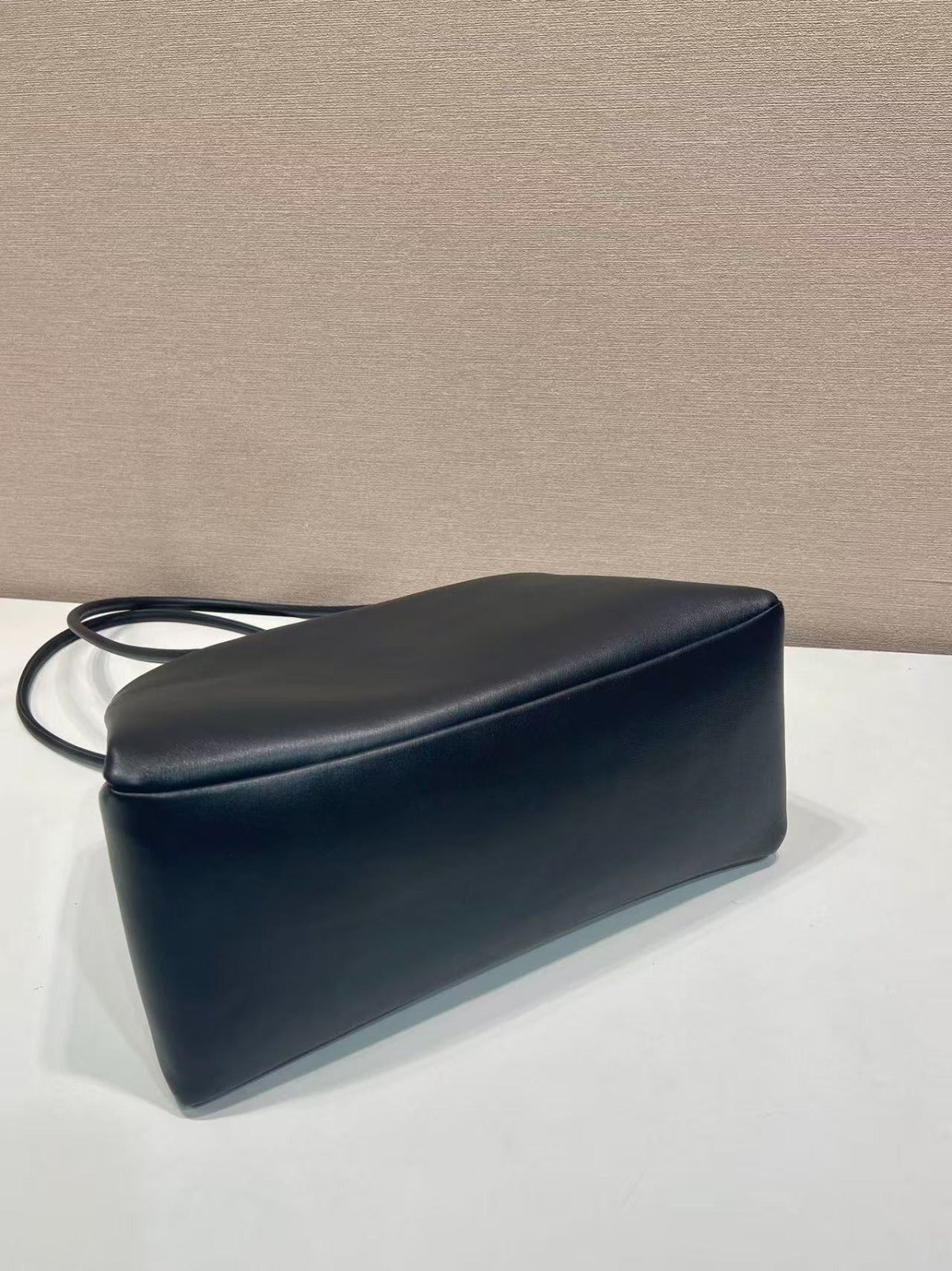 PRADA BONNIE HANDBAG 28 IN BLACK CALFSKIN