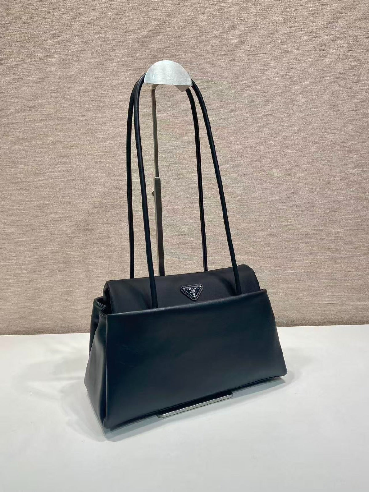 PRADA BONNIE HANDBAG 28 IN BLACK CALFSKIN
