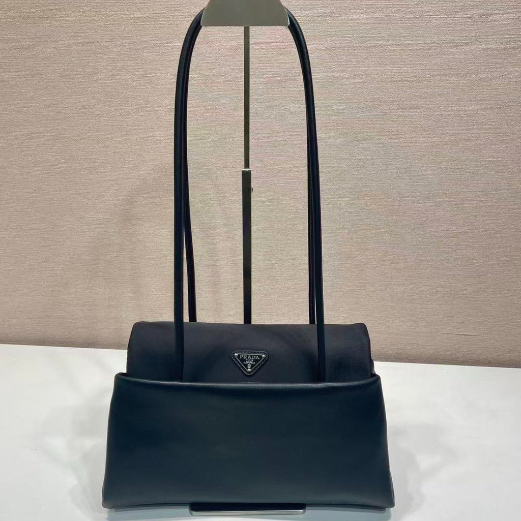 PRADA BONNIE HANDBAG 28 IN BLACK CALFSKIN