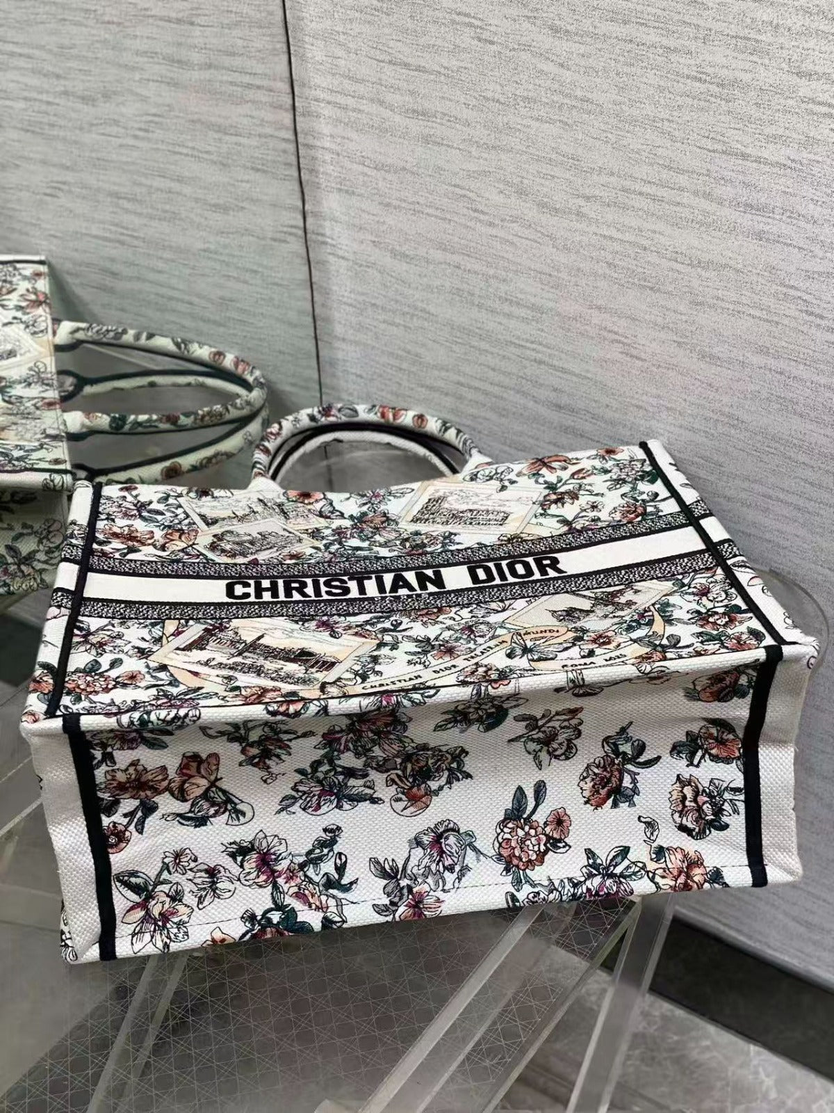 DIOR SOUVENIR DE ROME BOOK TOTE BAG IN FLORAL EMBROIDERY