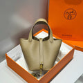 HM PICOTIN LOCK 18 CM IN ALPHA BEIGE CALFSKIN