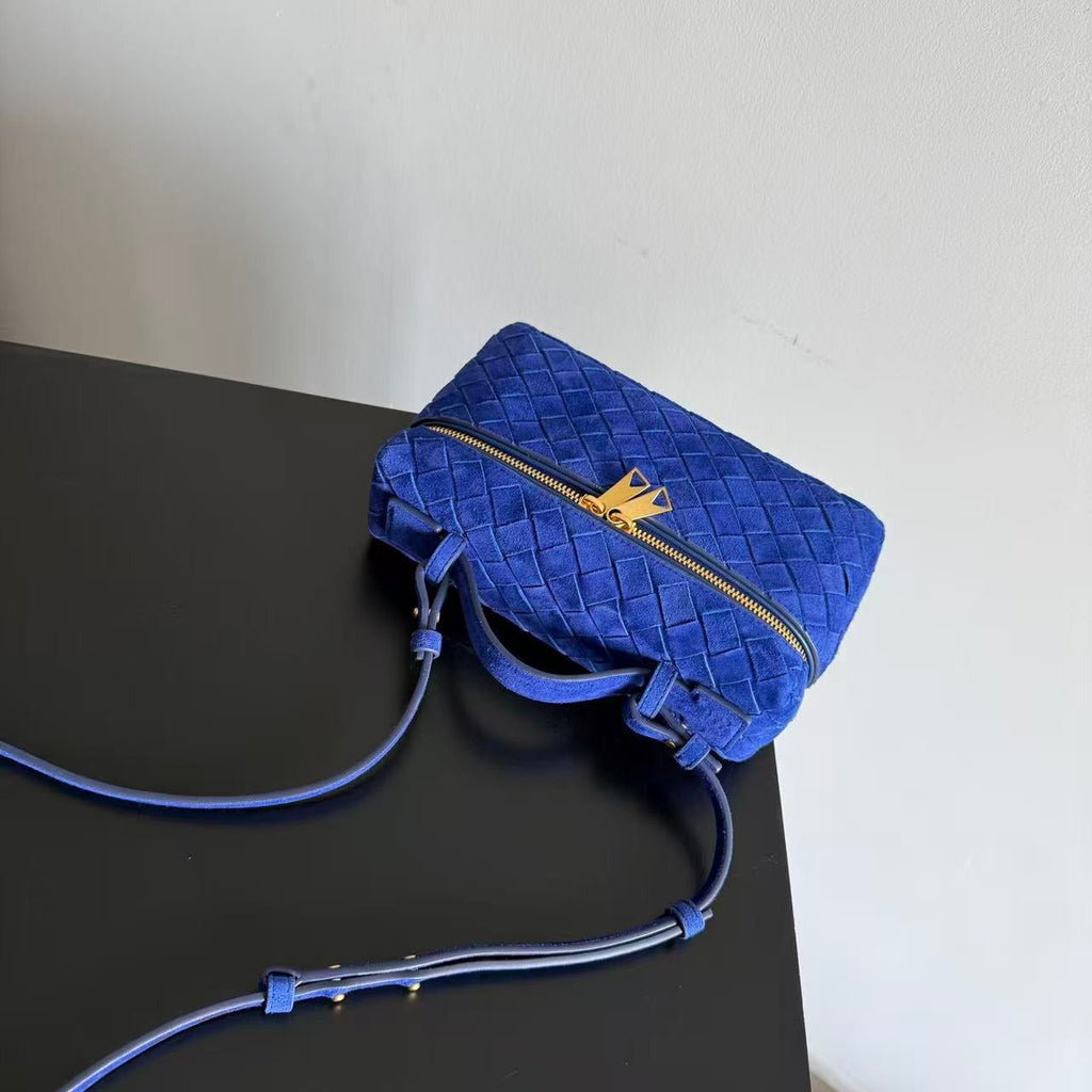 BOTTEGA VENETA BANG BANG 22 IN BLUE INTRECCIATO SUEDE GOLD HARDWARE