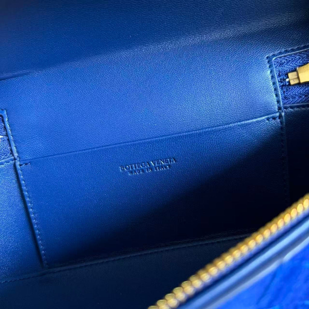 BOTTEGA VENETA BANG BANG 22 IN BLUE INTRECCIATO SUEDE GOLD HARDWARE