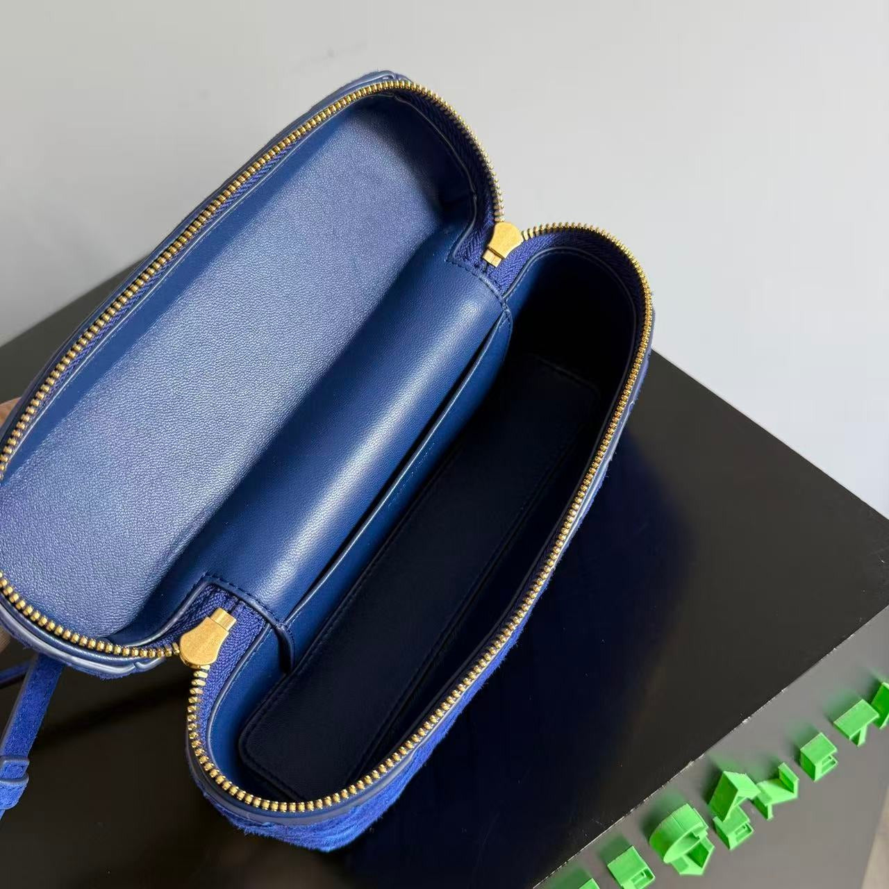 BOTTEGA VENETA BANG BANG 22 IN BLUE INTRECCIATO SUEDE GOLD HARDWARE