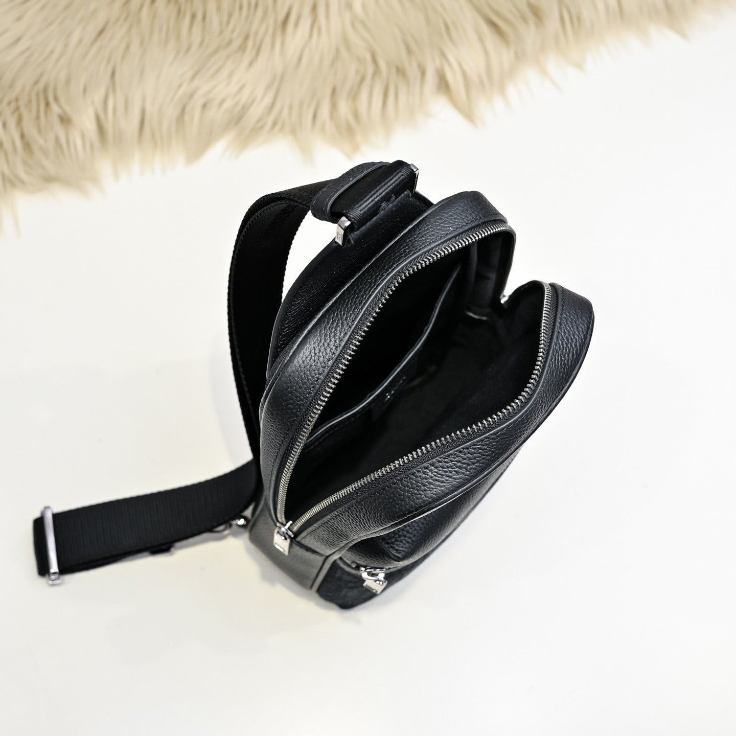 DIOR RIDER SLING BAG 26 IN BLACK DIOR OBLIQUE JACQUARD MIX CALFSKIN