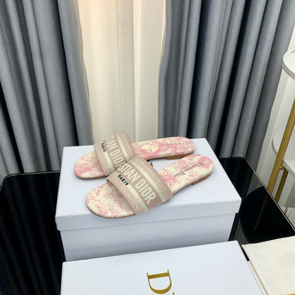 Collection image for: DIOR FLATS