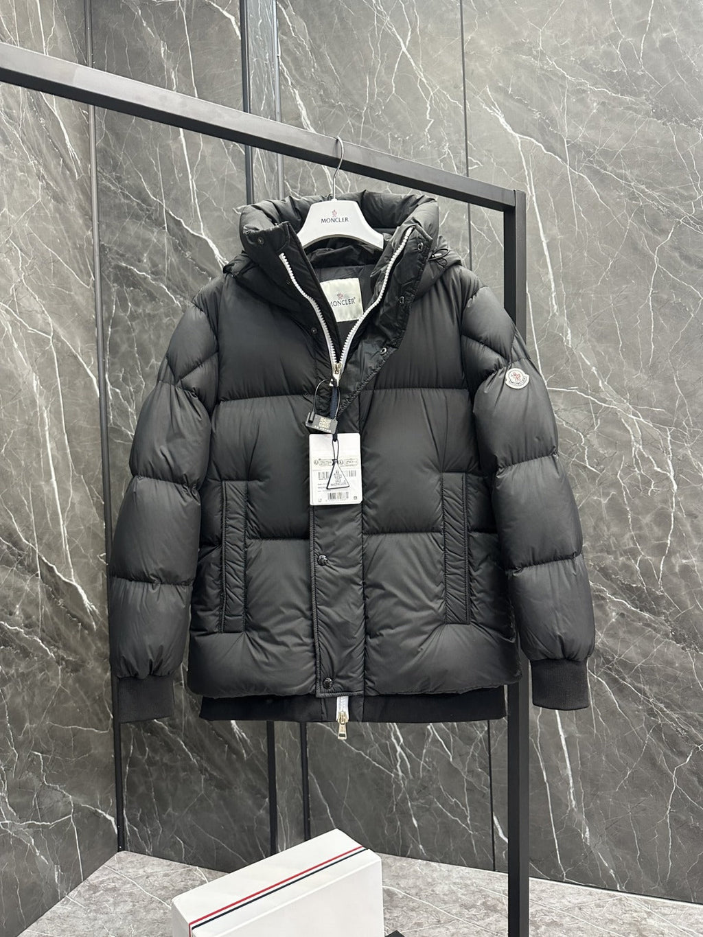 MONCLER PUFER JACKET IN BLACK STYLE 12