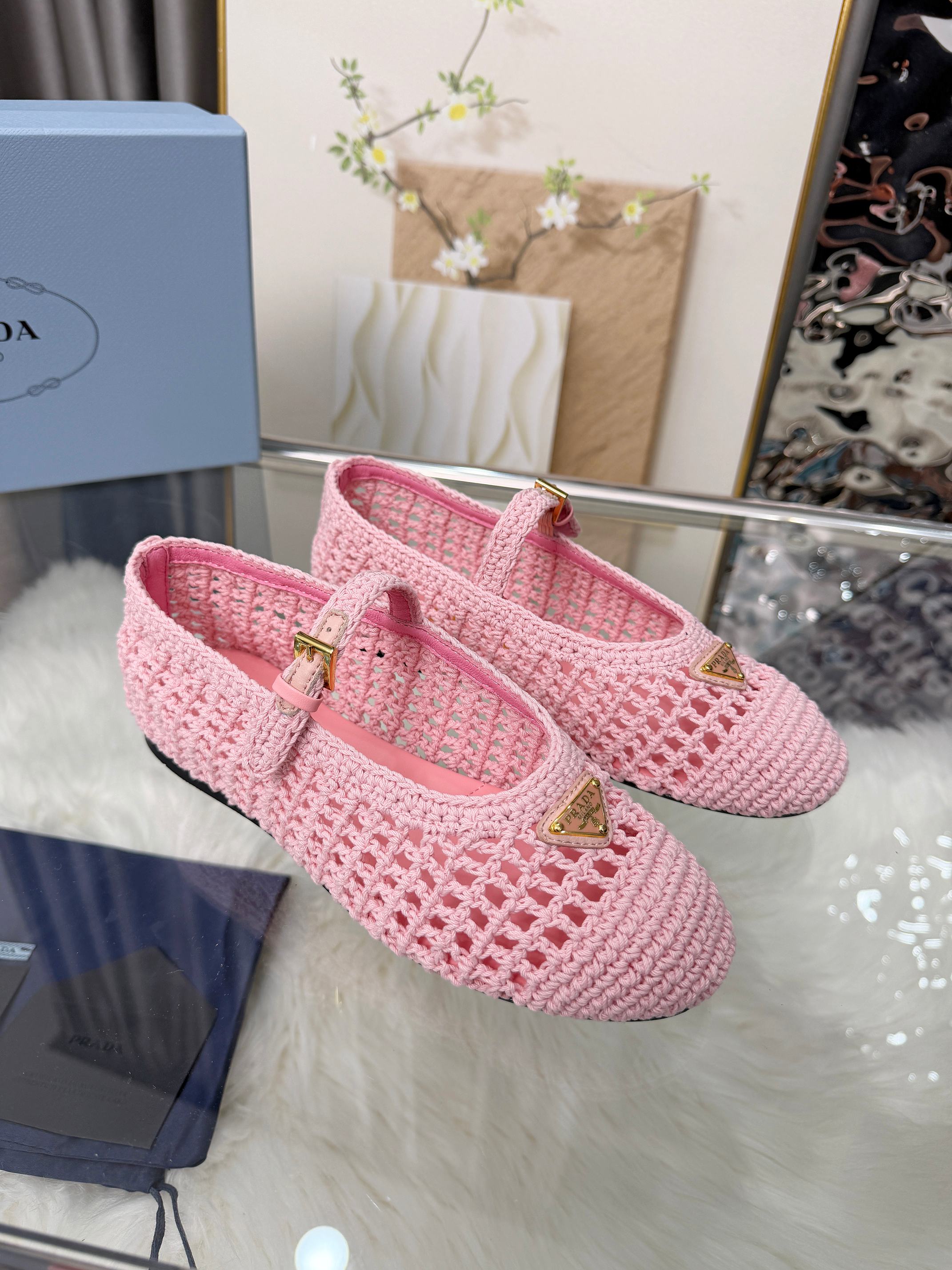 PRADA MARY JANE FLATS IN PINK CROCHET