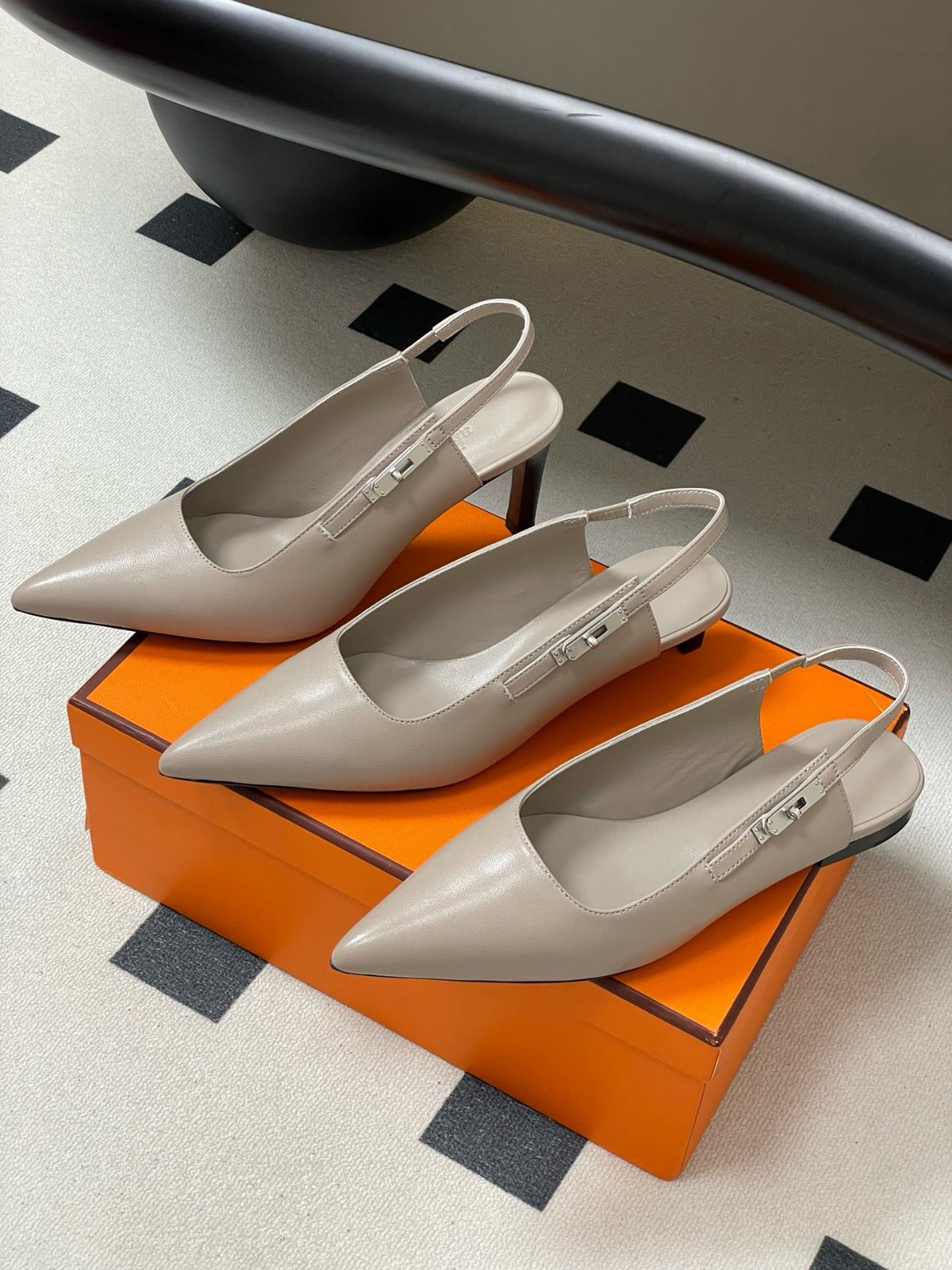 HERMES 80 LOVER PUMP IN NAPPA CALFSKIN