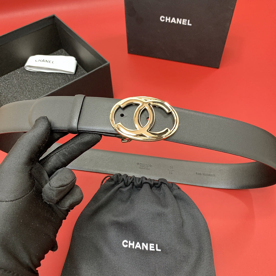 CC 40 MM CIRCLE BUCKLE BELT IN BLACK CALFSKIN WITH GOLD HARDWARE