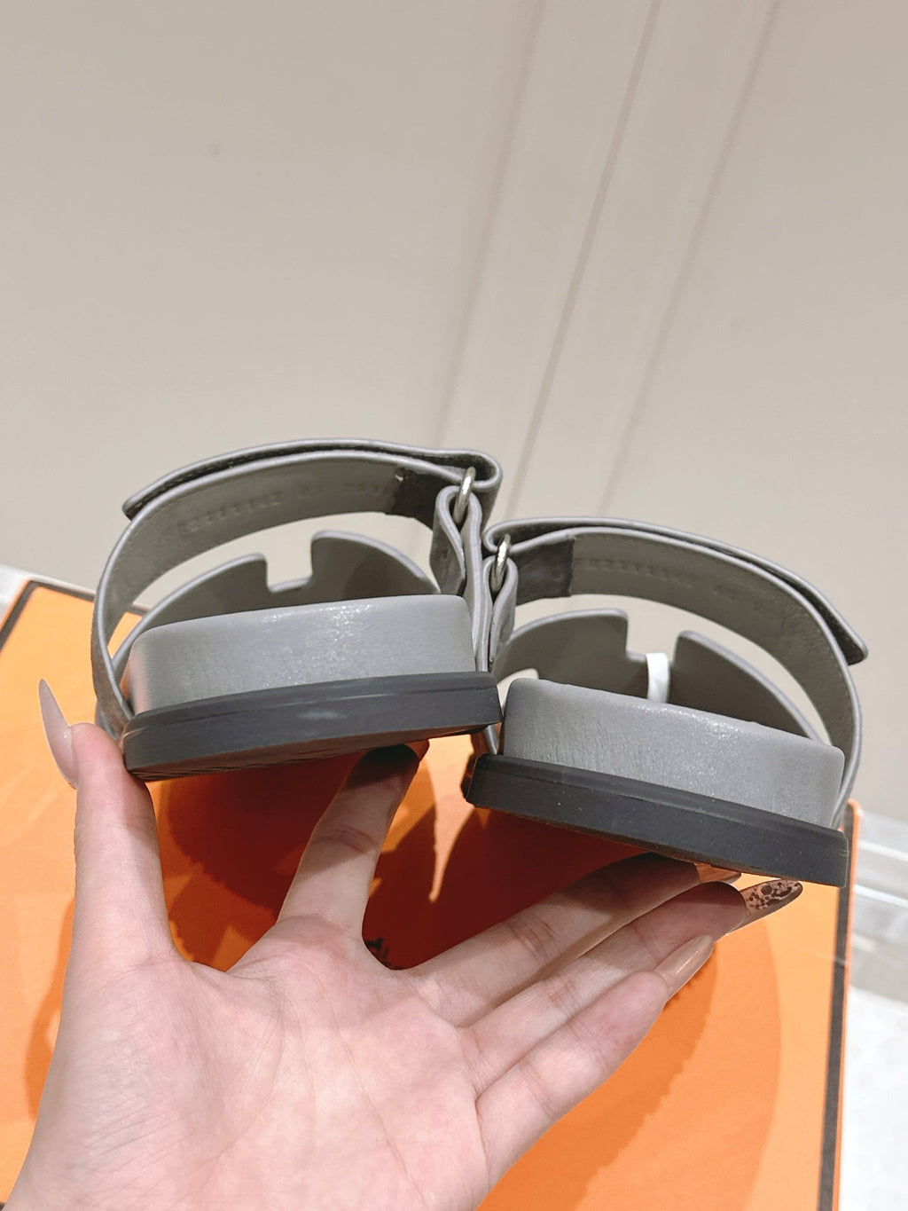 HERMES 26S CHYPRE SANDAL IN DARK GREY SUEDE