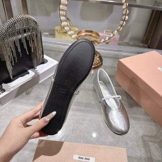 MIUMIU 26S CLOSED-BACK SANDALS IN SILVER CALFSKIN