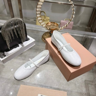 MIUMIU 26S CLOSED-BACK SANDALS IN WHITE CALFSKIN