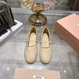 MIUMIU 26S CLOSED-BACK SANDALS IN BEIGE CALFSKIN
