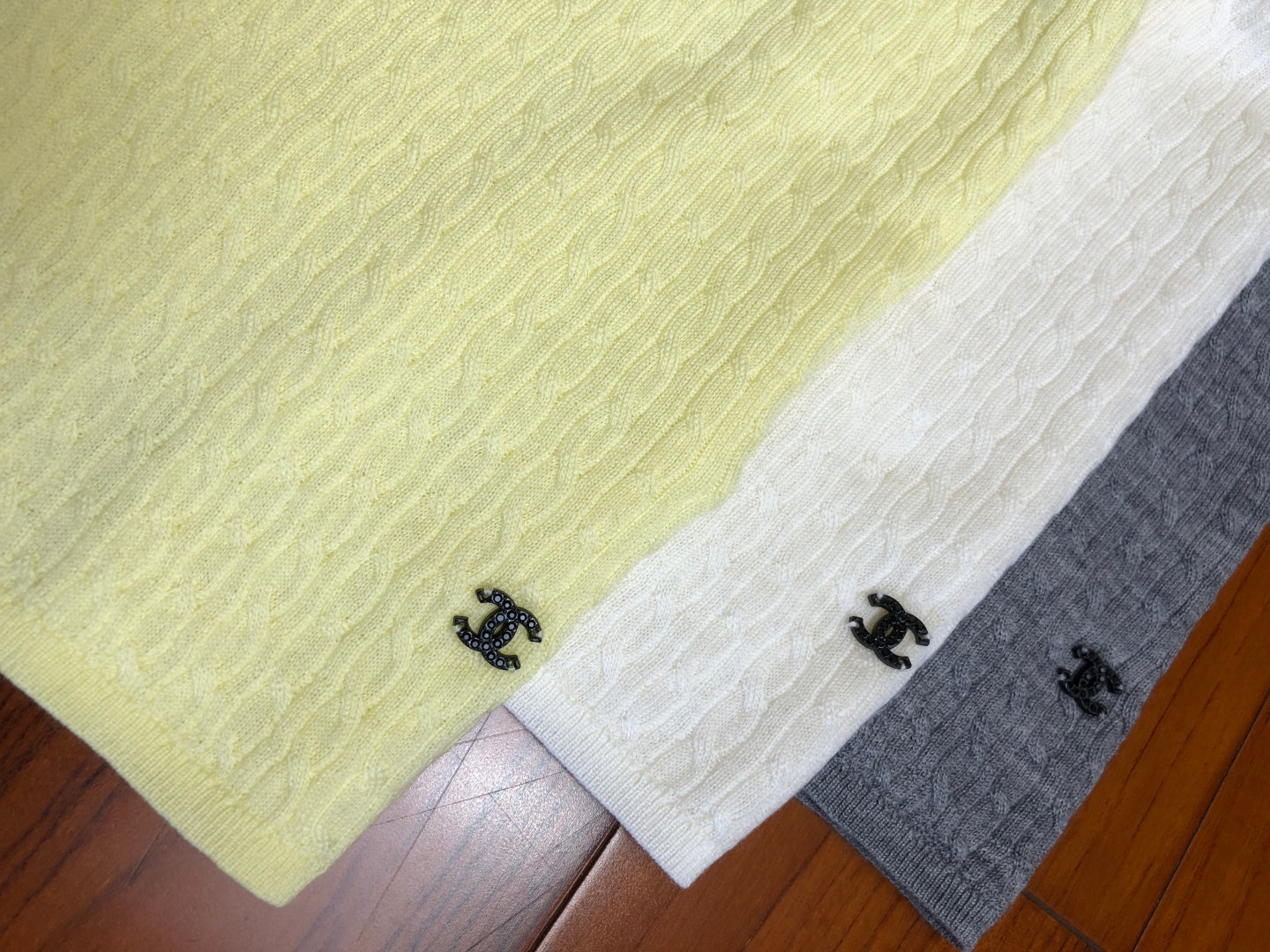 CHANEL 25S CREW NECK T-SHIRT STYLE 164