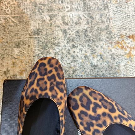 YSL 26S FLAT MULES IN LEOPARD PRINT CANVAS 