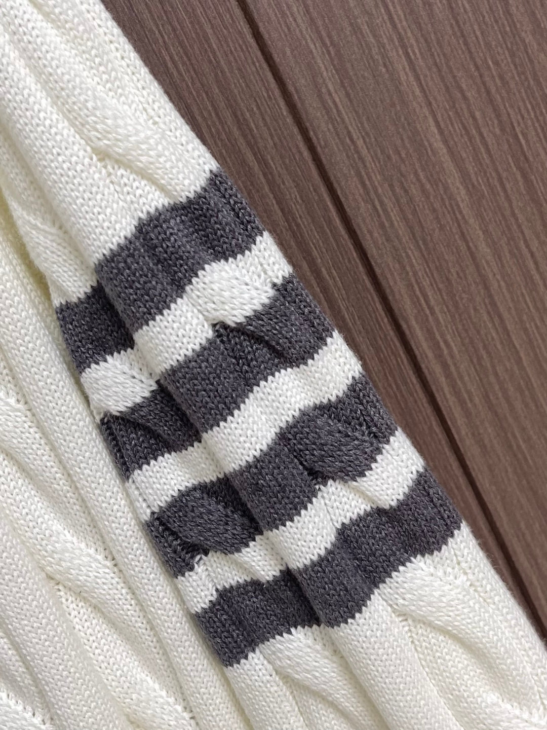 THOM 26S CARDIGAN 821590