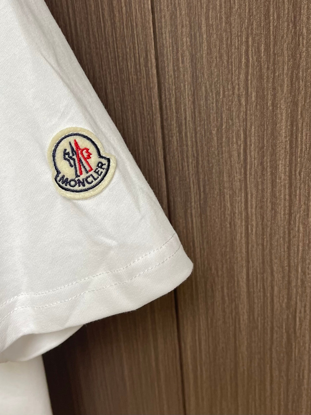 MONCLER 26S SHORT-SLEEVE T-SHIRT 668
