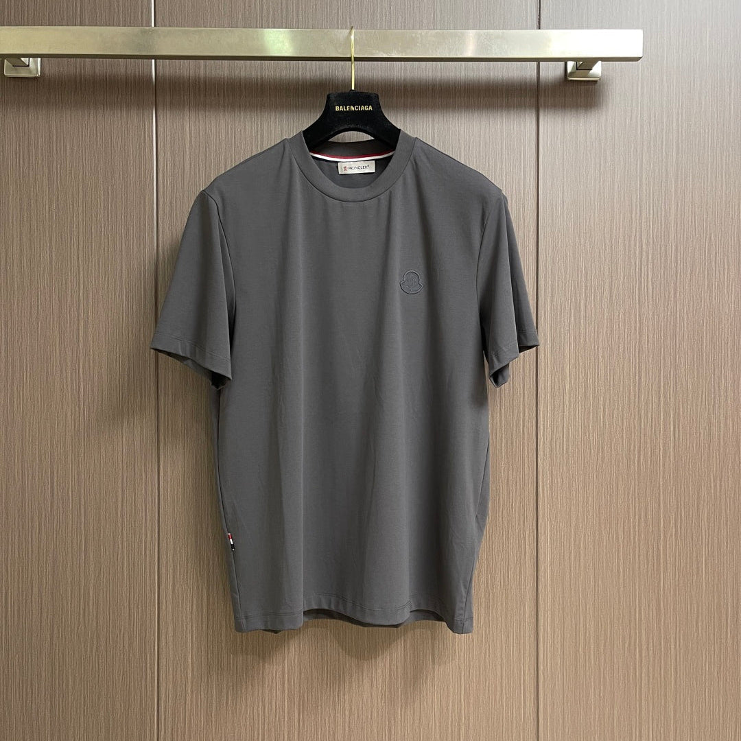 MONCLER 26S SHORT-SLEEVE T-SHIRT 669