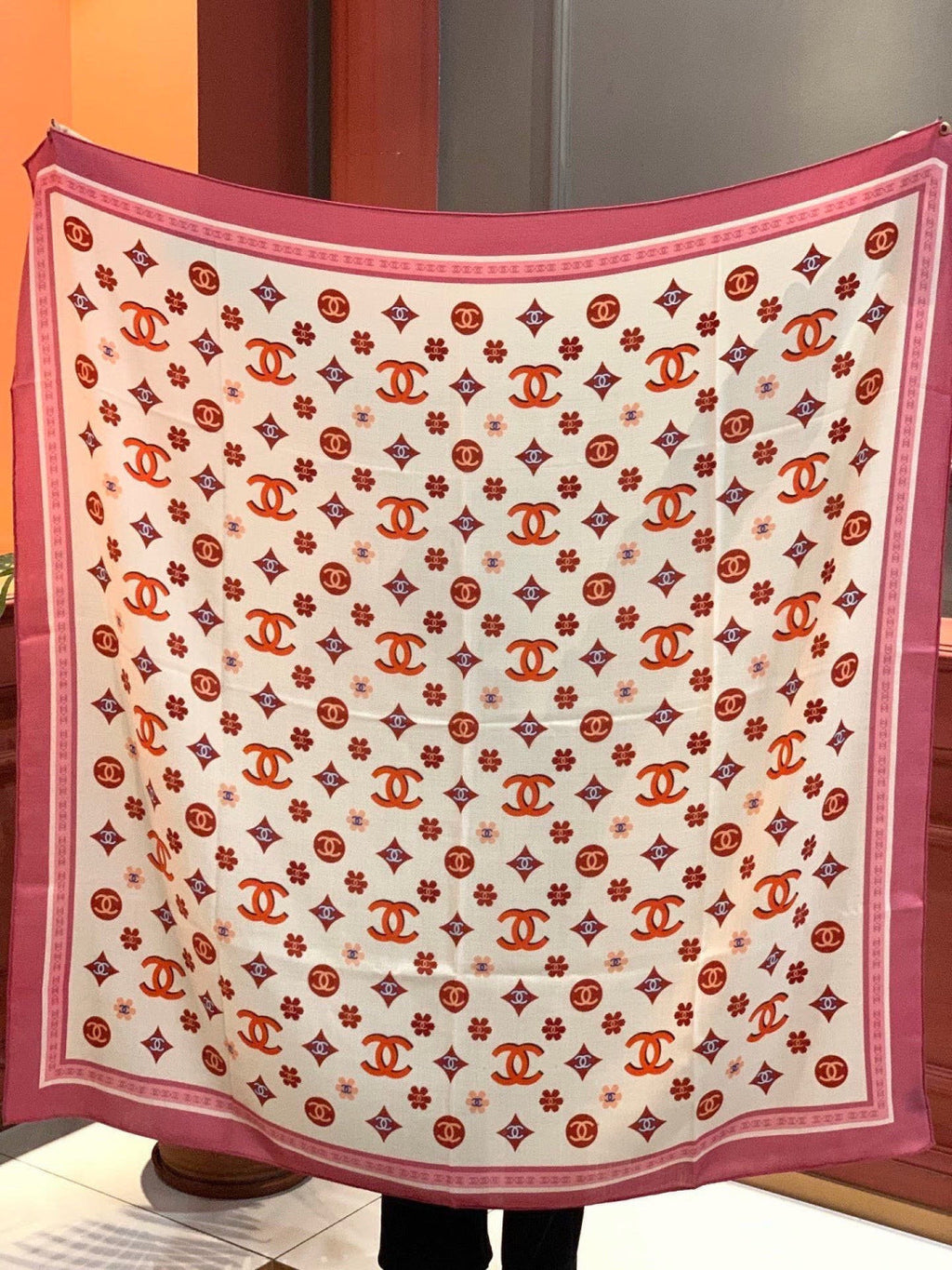 CHANEL 26S SCARF 140 IN CASHMERE AND SILK 306123