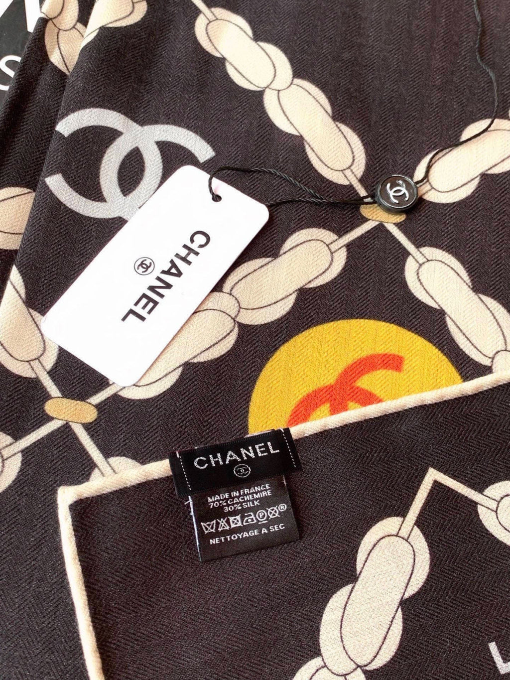 CHANEL 26S SCARF 135 IN CASHMERE AND SILK 306126