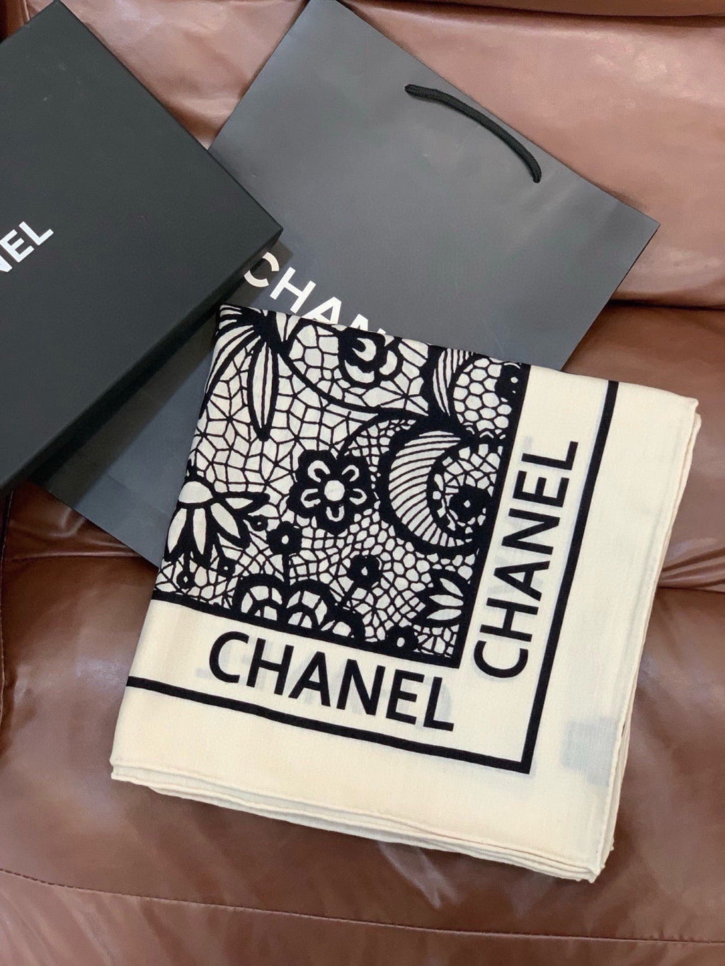 CHANEL 26S SCARF 135 IN CASHMERE AND SILK 306134