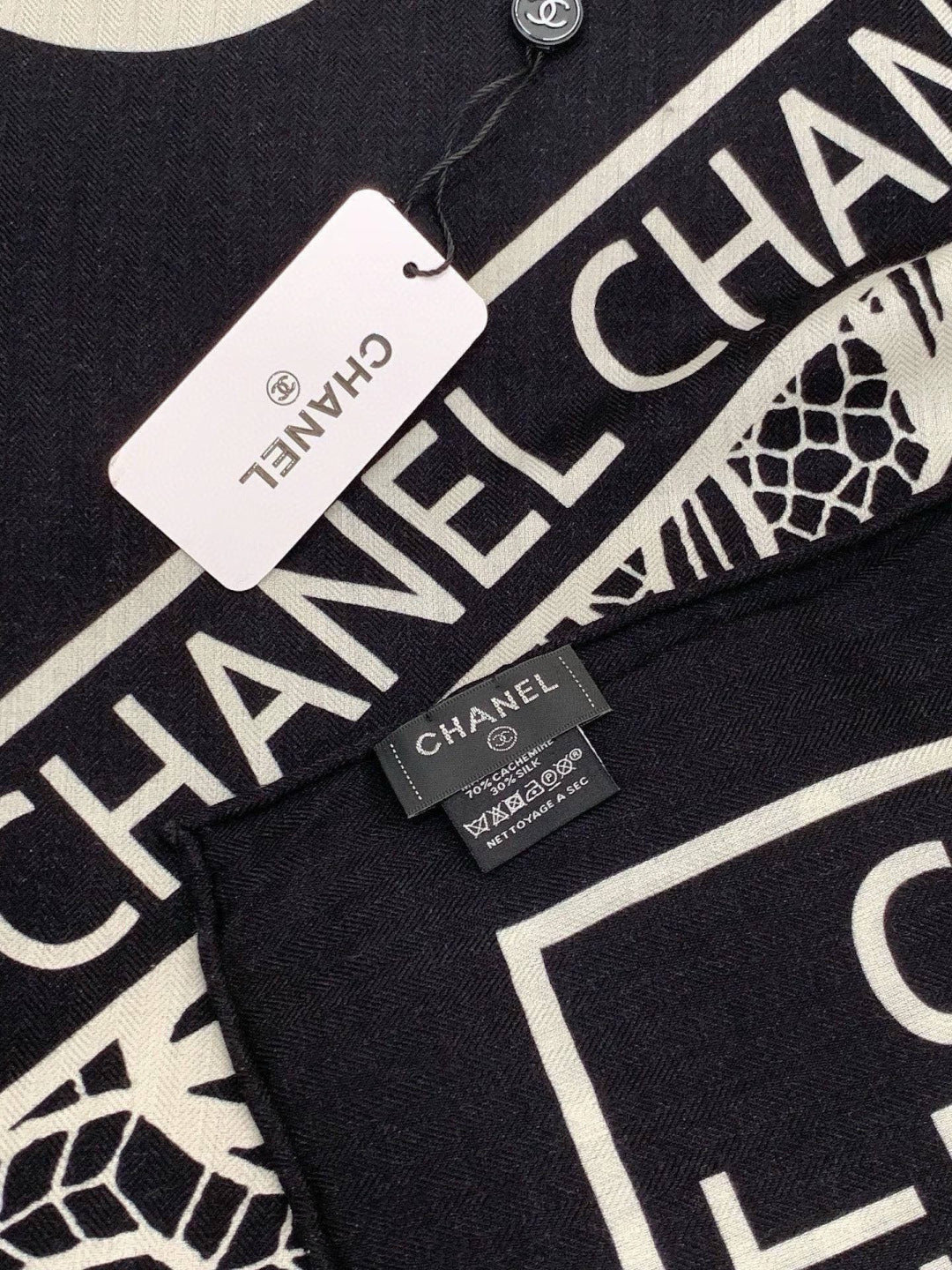 CHANEL 26S SCARF 135 IN CASHMERE AND SILK 306135