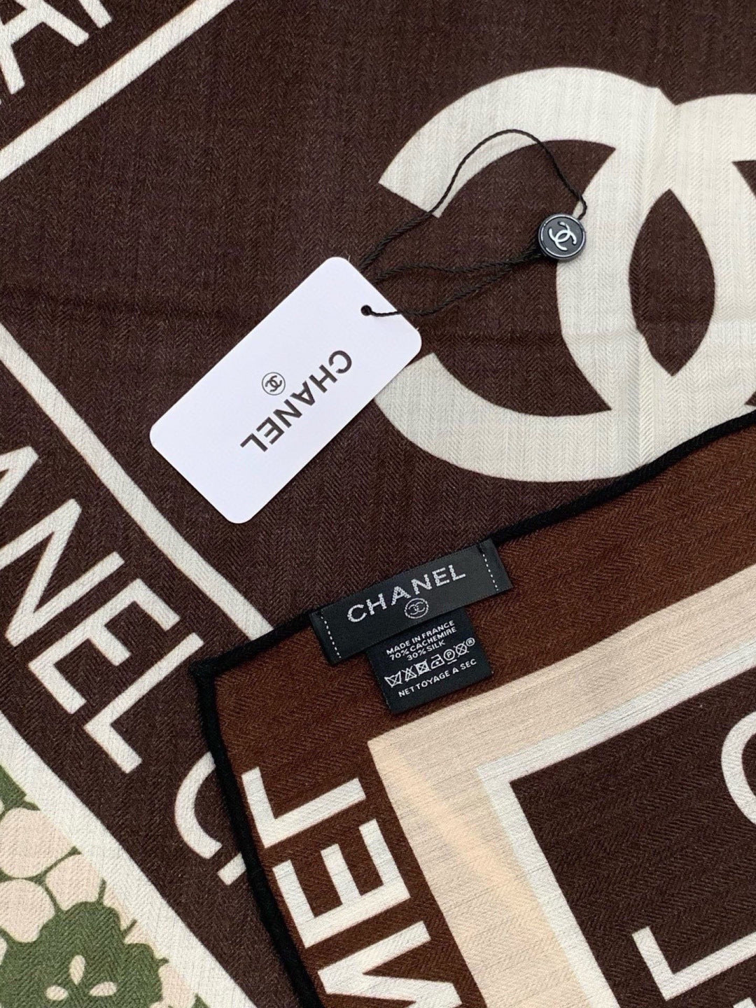 CHANEL 26S SCARF 135 IN CASHMERE AND SILK 306136