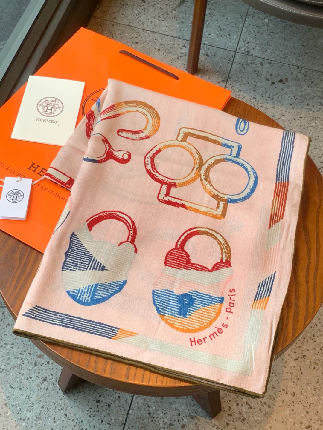 HERMES 26S PRINTED SQUARE SCARF 135 IN CASHMERE AND SILK 307237