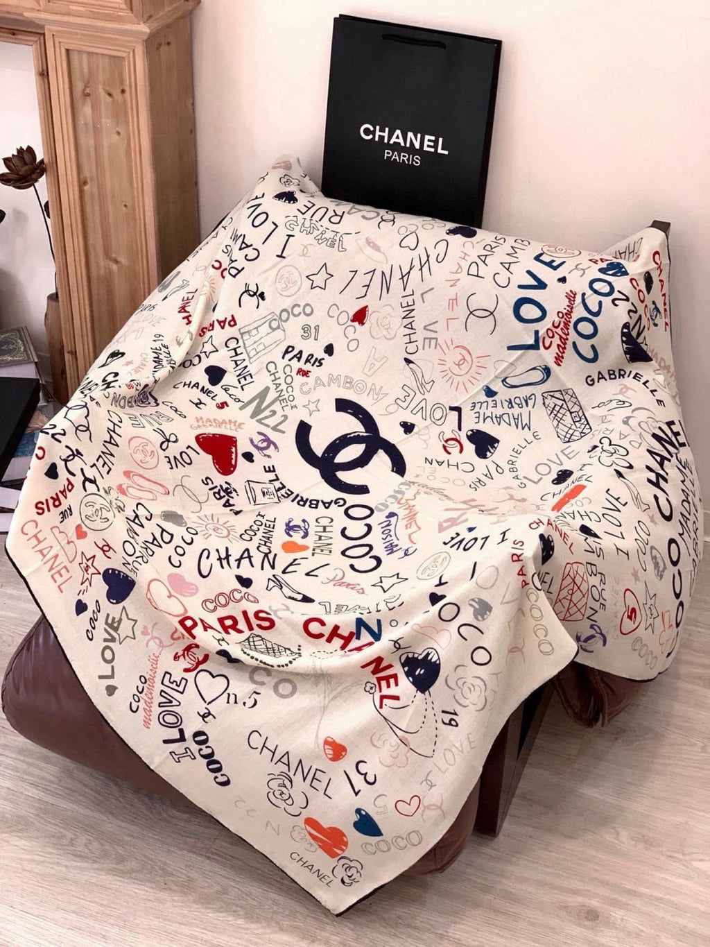 CHANEL 26S SCARF 135 IN CASHMERE AND SILK 307242