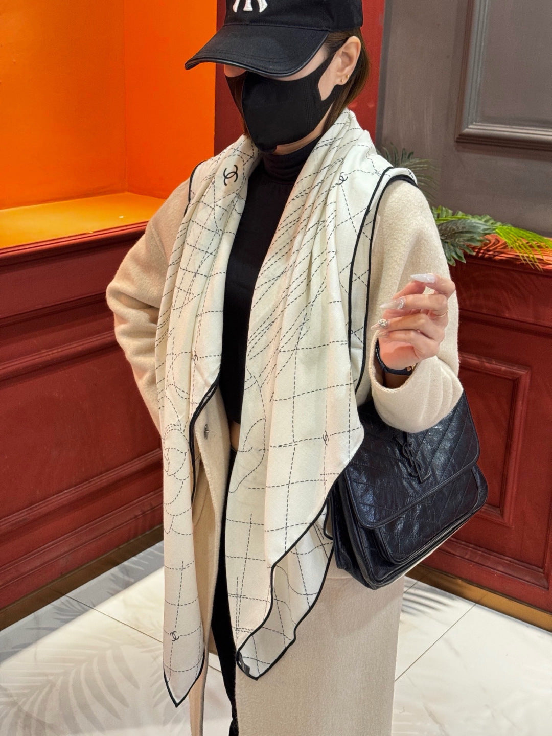 CHANEL 26S SCARF 140 IN CASHMERE AND SILK 307248