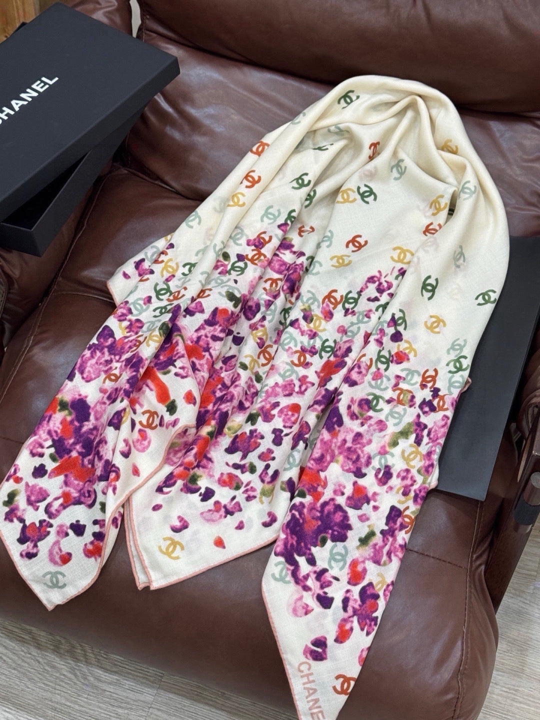 CHANEL 26S SCARF 135 IN CASHMERE AND SILK 307249