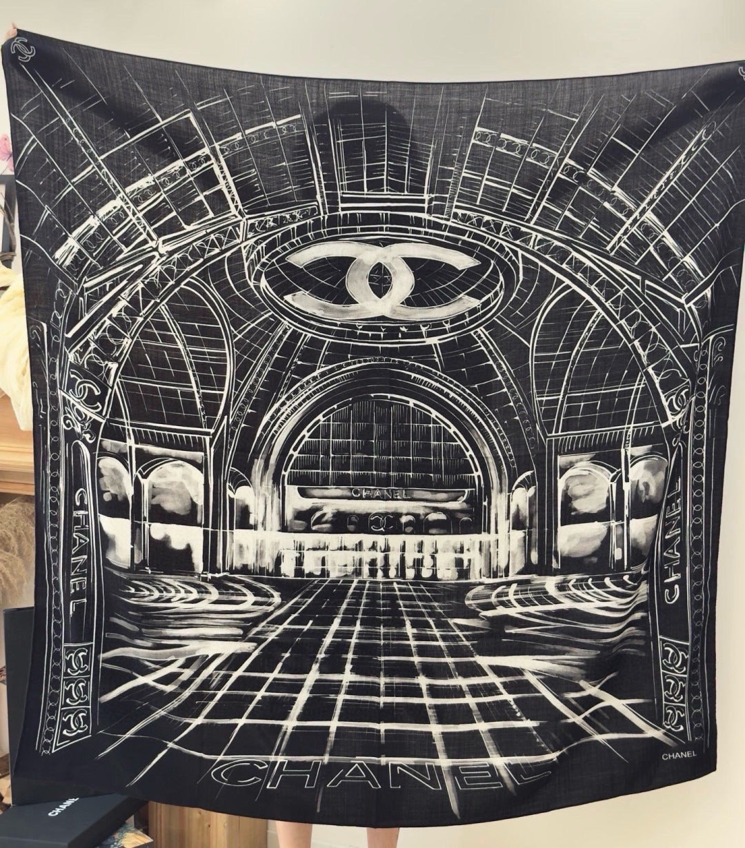 CHANEL 26S SCARF 135 IN CASHMERE AND SILK 309306