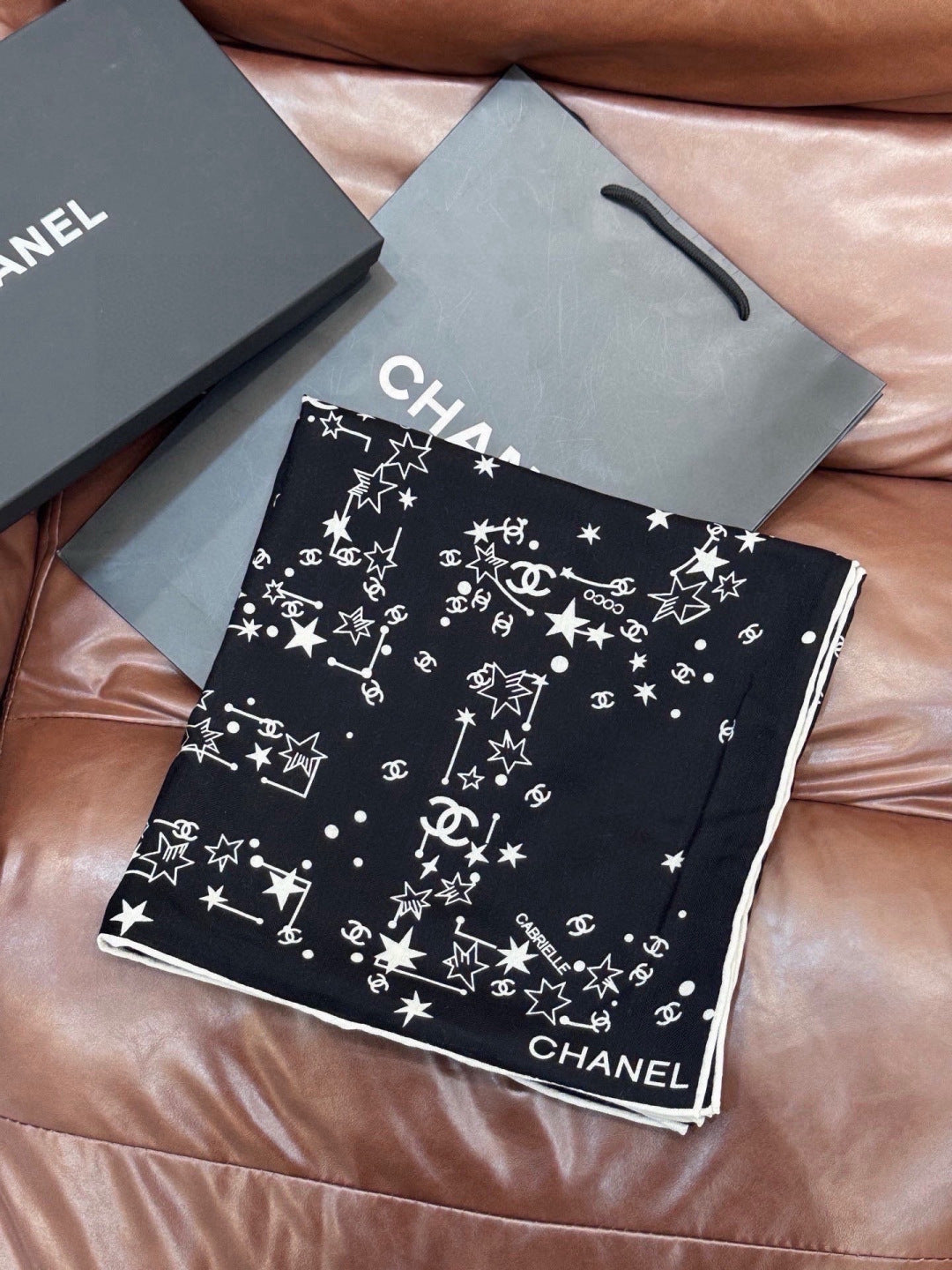 CHANEL 26S SCARF 135 IN CASHMERE AND SILK 309310