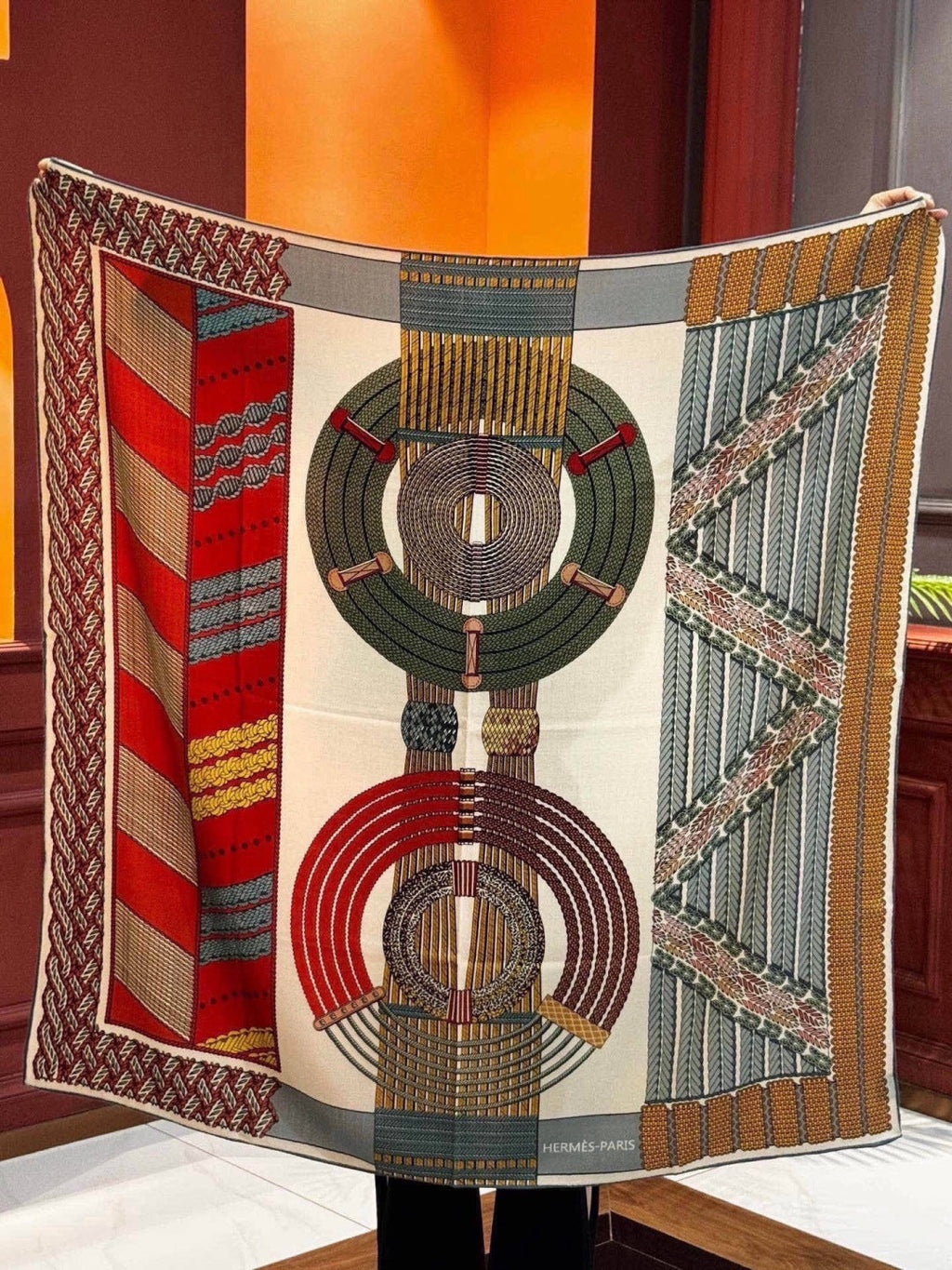 HERMES 26S PRINTED SQUARE SCARF 140 IN CASHMERE AND SILK 309318