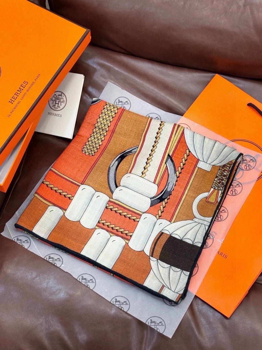 HERMES 26S PRINTED SQUARE SCARF 140 IN SILK 309332