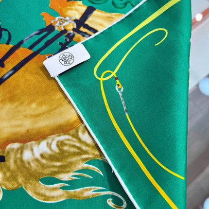 HERMES 26S PRINTED SQUARE SCARF 88 IN SILK 309924