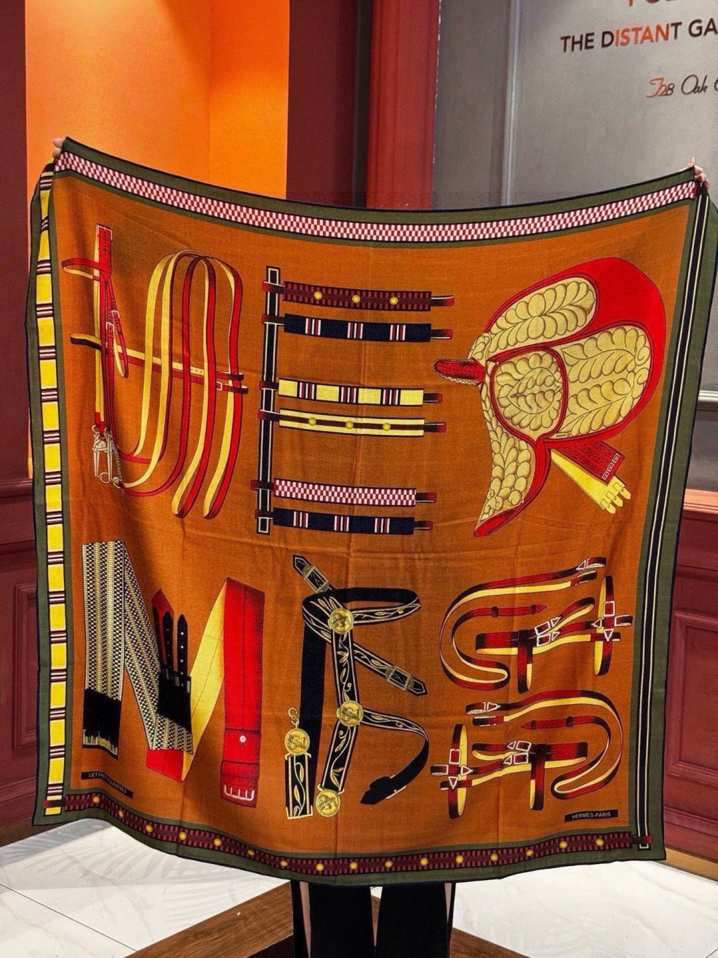 HERMES 26S PRINTED SQUARE SCARF 140 IN SILK 311925
