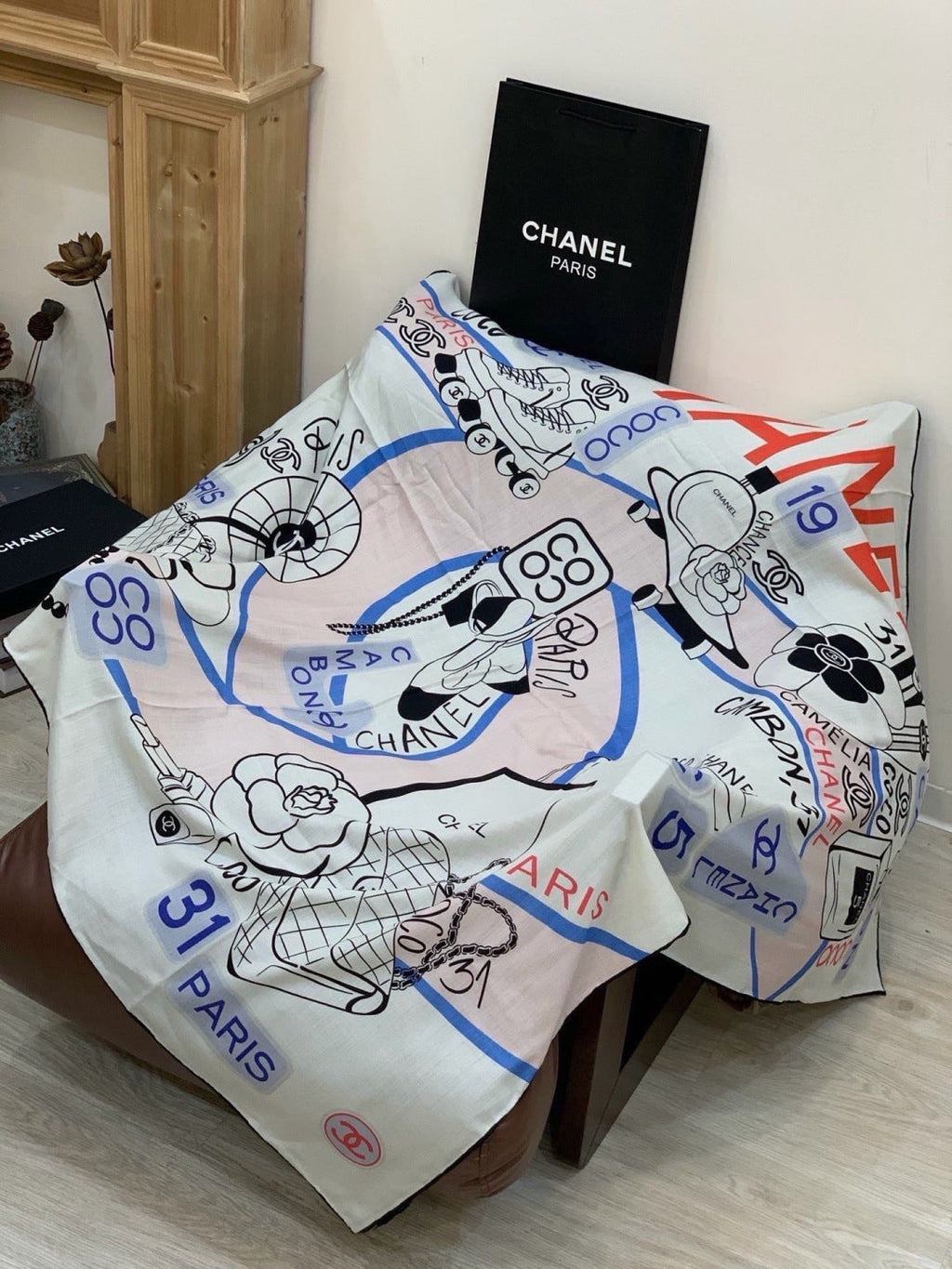CHANEL 26S SCARF 135 IN SILK 311940