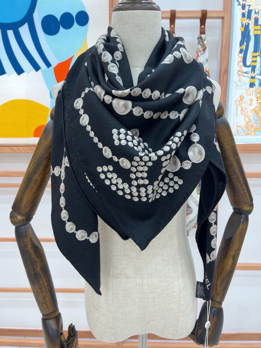 CHANEL 26S SCARF 140 IN SILK 311964