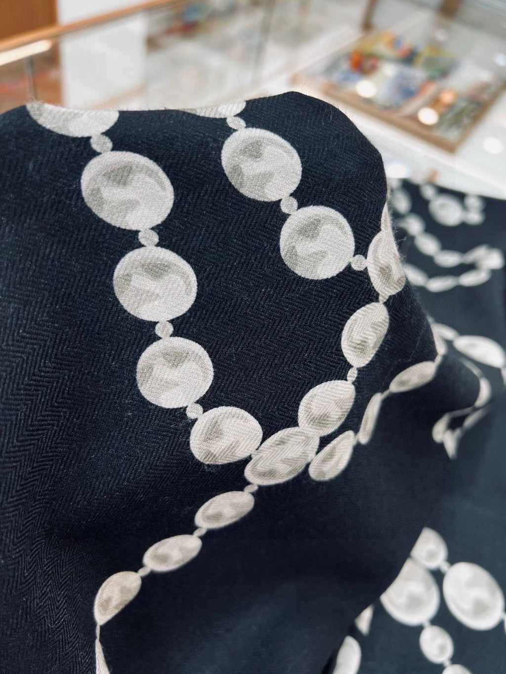 CHANEL 26S SCARF 140 IN SILK 311964