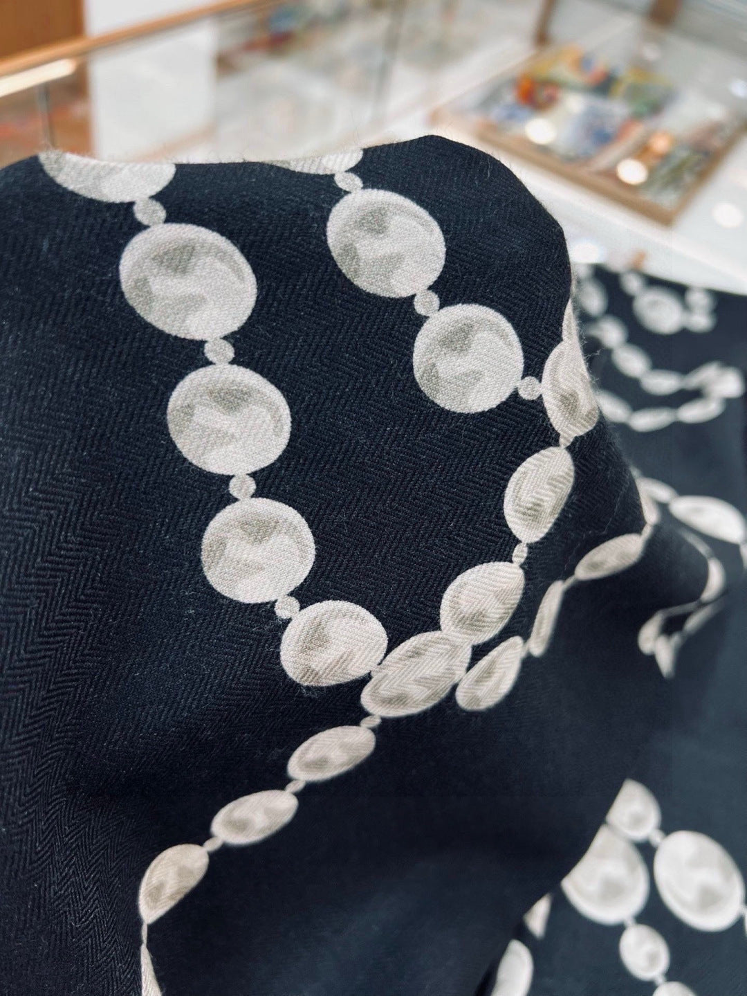 CHANEL 26S SCARF 140 IN SILK 311964