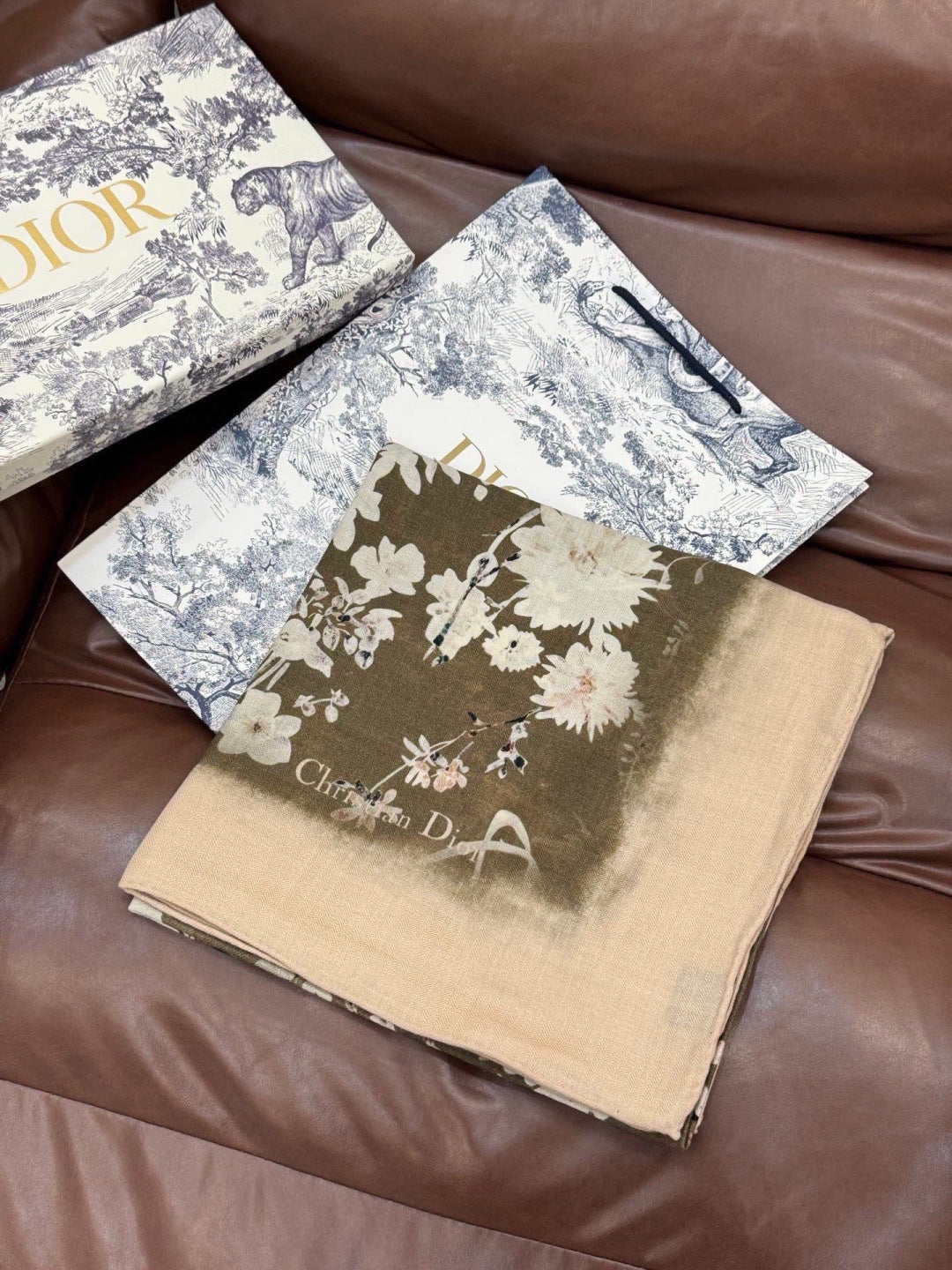 DIOR 26S SCARF 140CM IN CASHMERE SILK 311968
