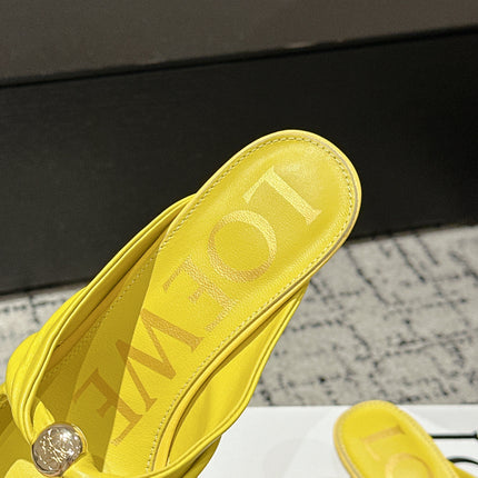 CHLOÉ 26S HIGH-HEELED MULES IN YELLOW CALFSKIN