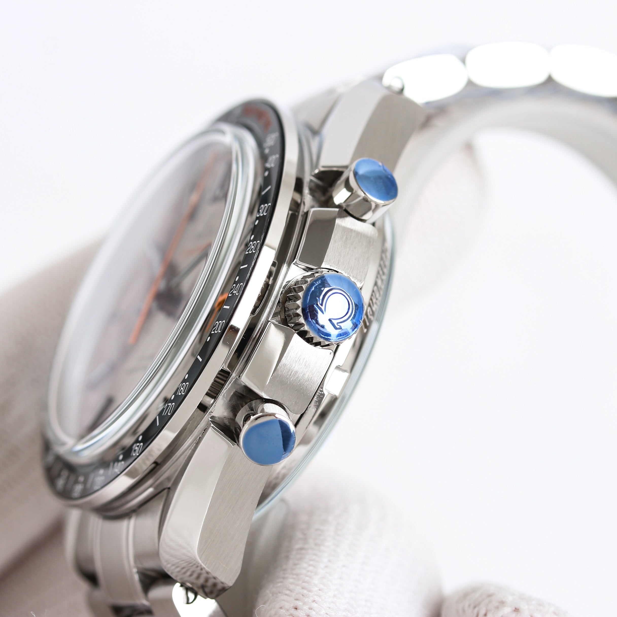 SPEEDMASTER RACING WATCH SILVER CASE