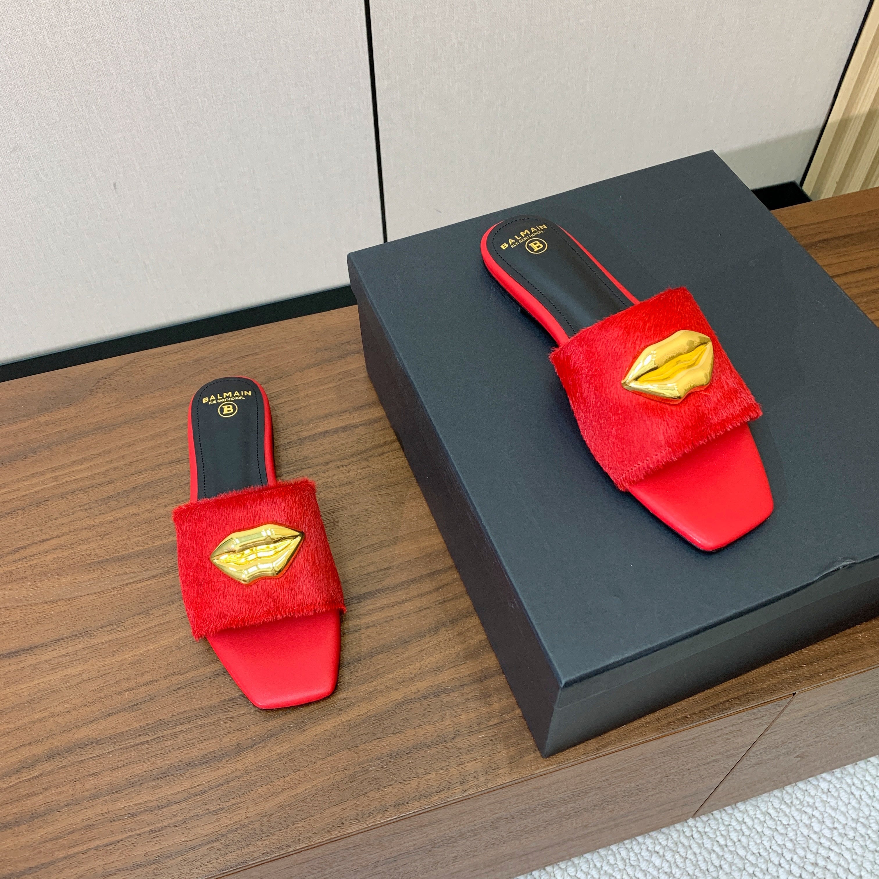 BALMAIN 26S LIP-EMBELLISHED SLIDES IN RED PONY HAIR WITH GOLD HARDWARE