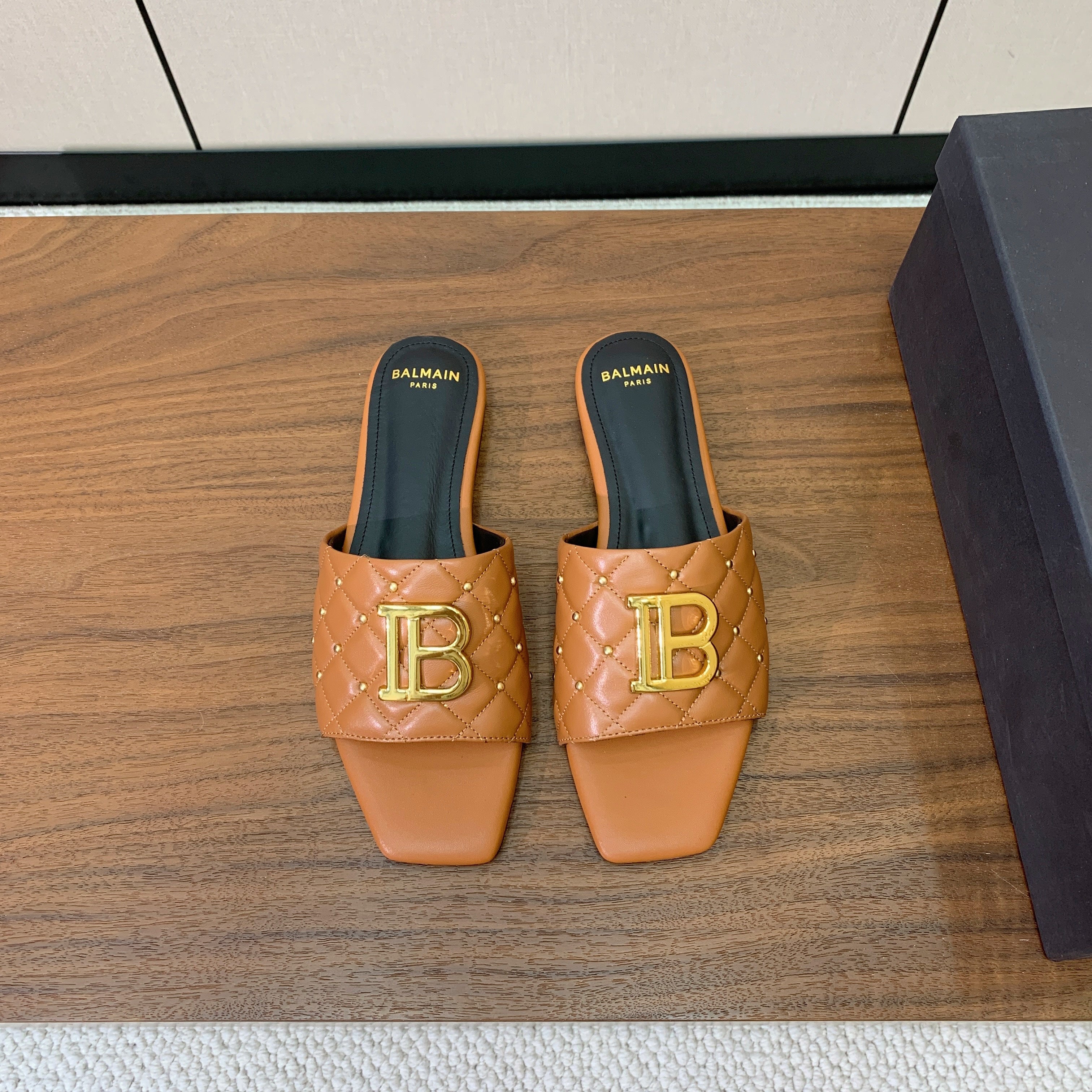 BALMAIN 26S QUILTED MULES IN LIGHT BROWN CALFSKIN